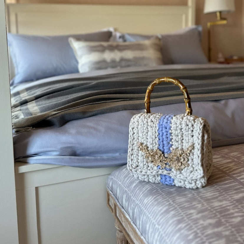 "Queen Bag" with Brooch in Gold Fleck/Peri Stripe - TEN EASY STREET