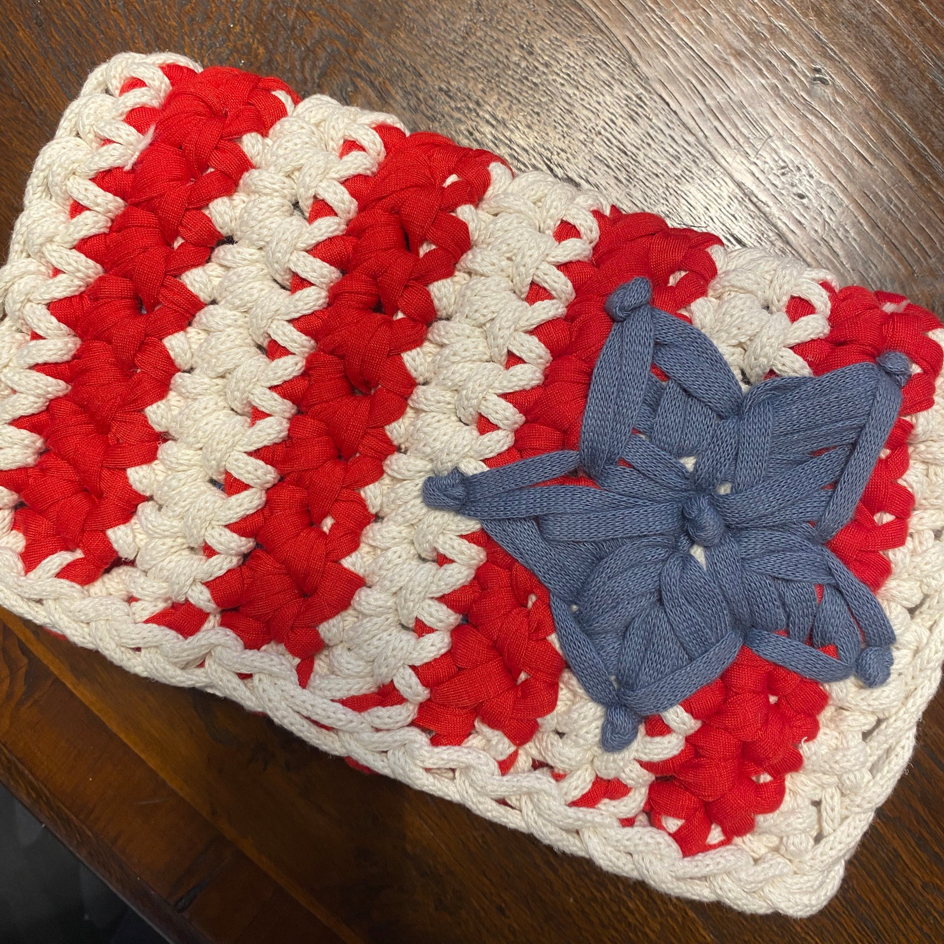 "Cabana Clutch" with Embroidered RWB Star - TEN EASY STREET