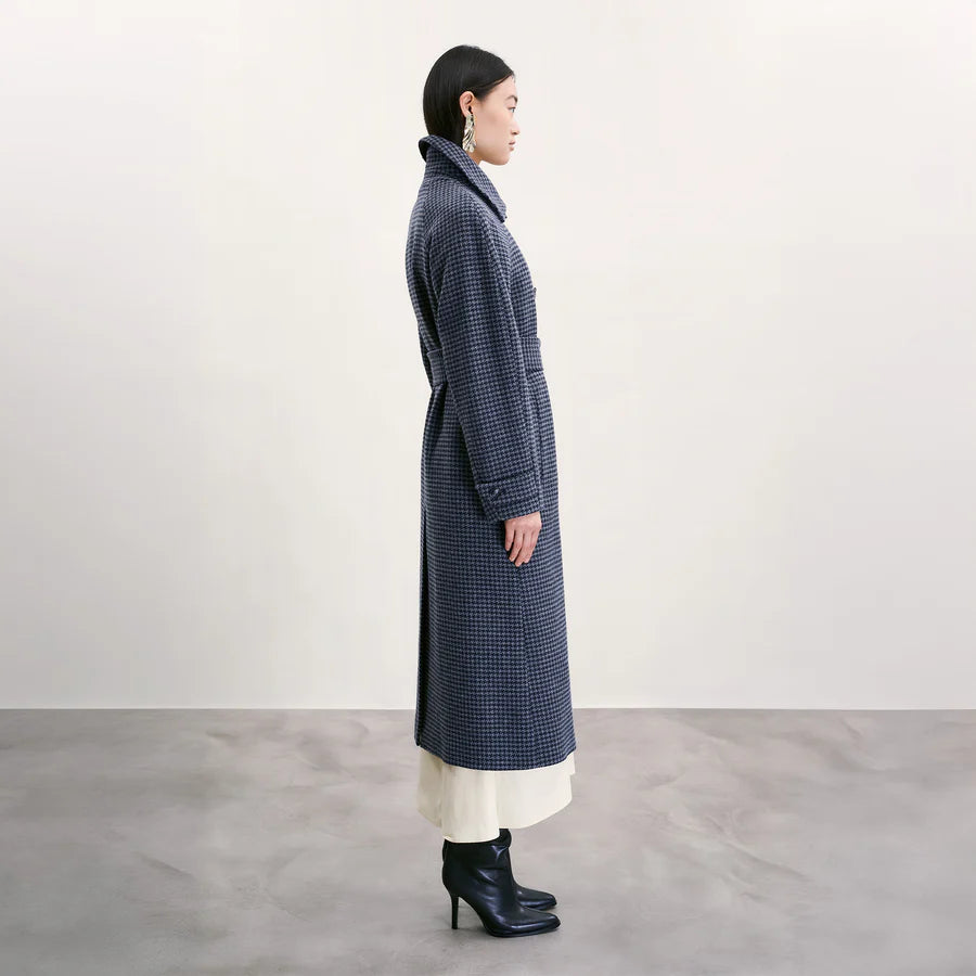 Sawyer-The Landskein-Ten Easy Street