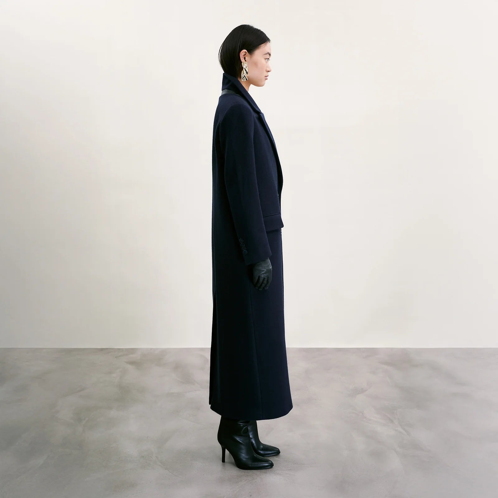 Kai-The Landskein-Ten Easy Street