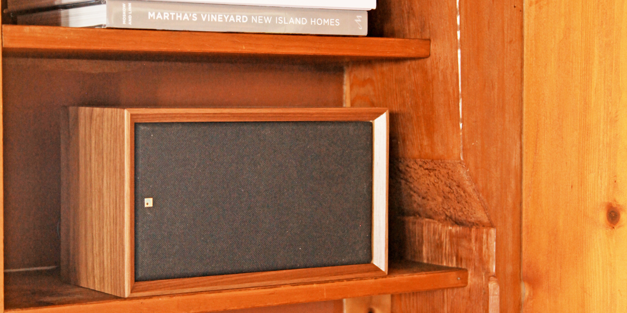 Leon Speakers - Ten Easy Street